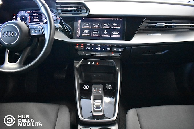 AUDI A3 SPB 30 TDI S tronic Business